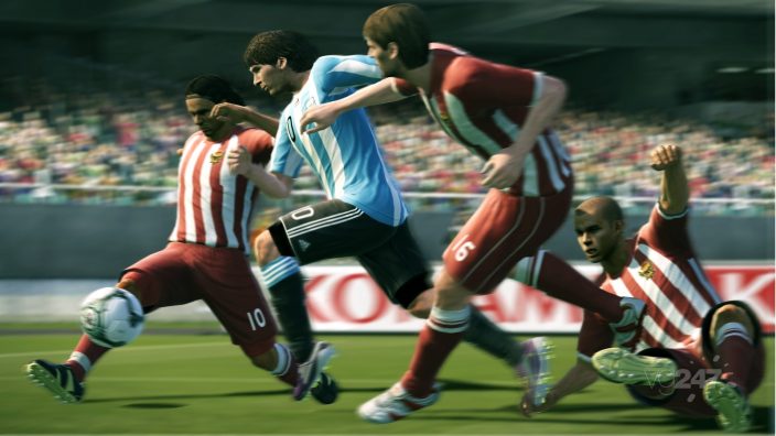 Pro Evolution Soccer 2011 İndir ekran görüntüsü 5